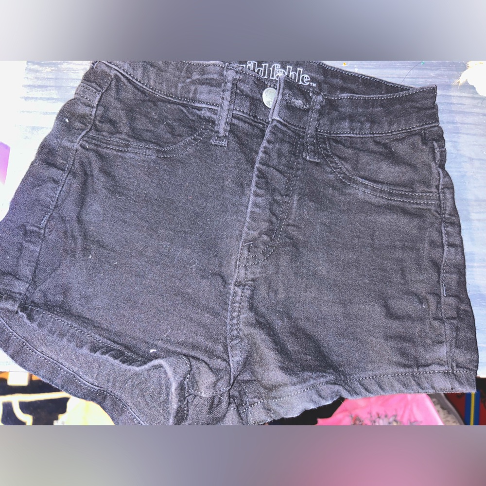 juniors size 00/24 wild fable black denim shorts.